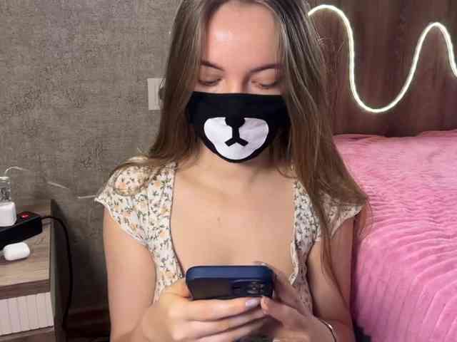 Tvoy_Medvezhenok webcam