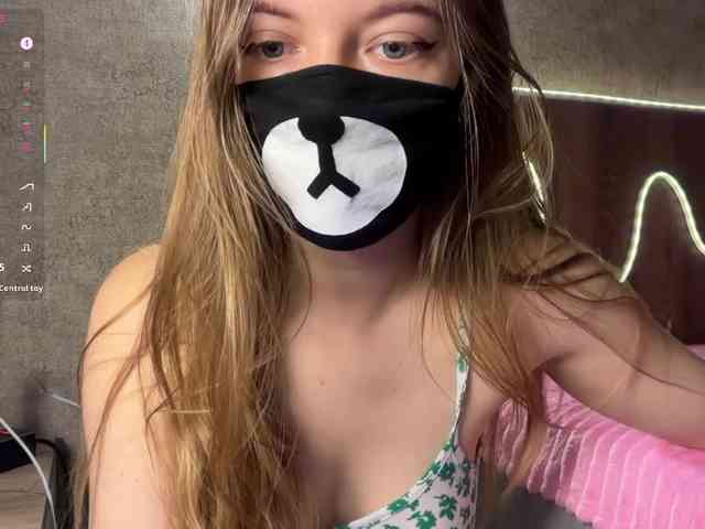 Tvoy_Medvezhenok webcam