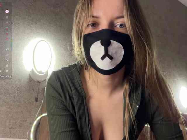 Tvoy_Medvezhenok webcam