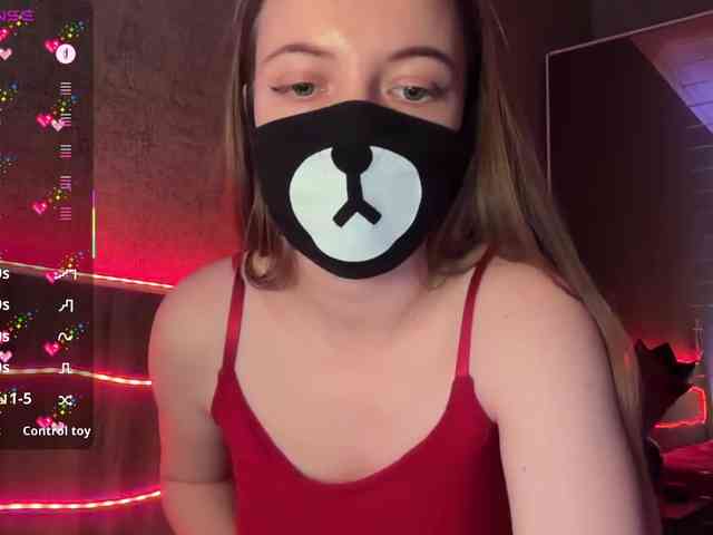 Tvoy_Medvezhenok webcam