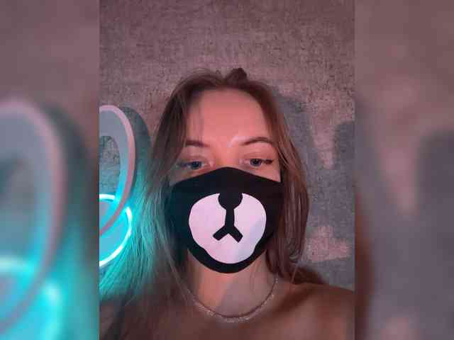 Tvoy_Medvezhenok webcam