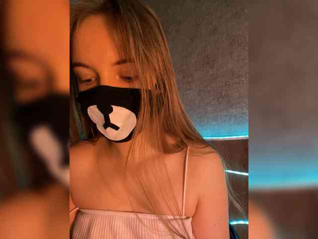 Tvoy_Medvezhenok webcam