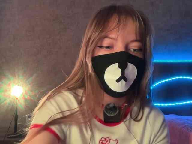 Tvoy_Medvezhenok webcam