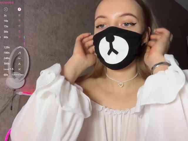 Tvoy_Medvezhenok webcam