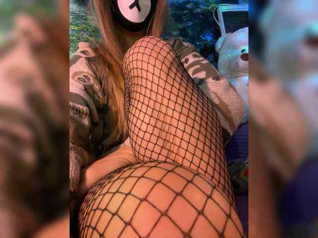 -Summer-'s webcam live show