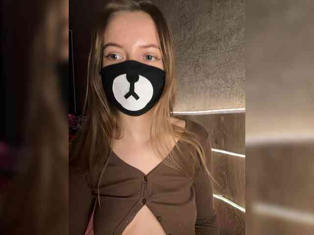 Tvoy_Medvezhenok webcam