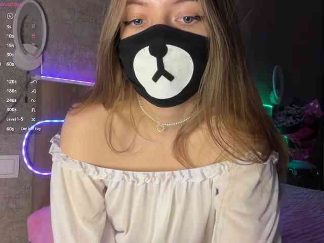 Tvoy_Medvezhenok webcam