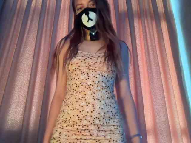 Tvoy_Medvezhenok webcam