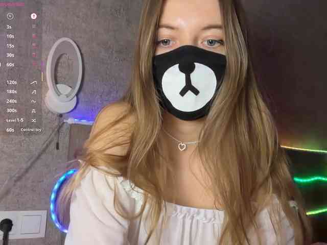 Tvoy_Medvezhenok webcam