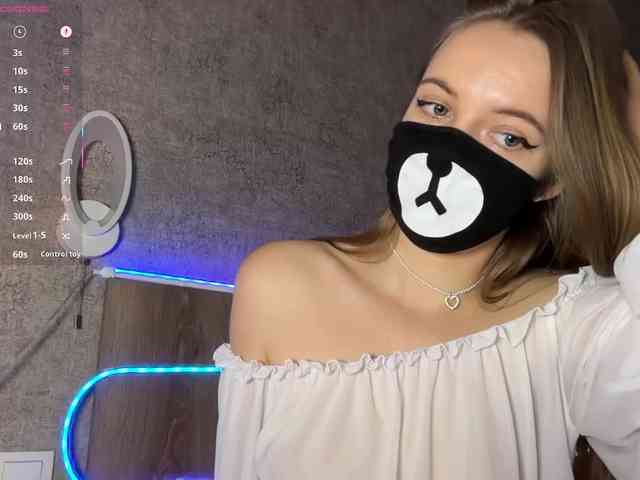 Tvoy_Medvezhenok webcam