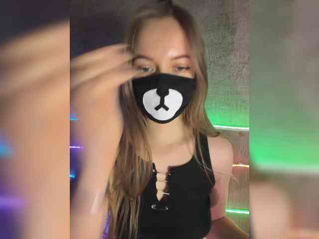 Tvoy_Medvezhenok webcam