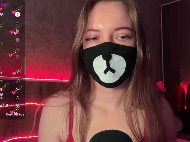 Tvoy_Medvezhenok webcam