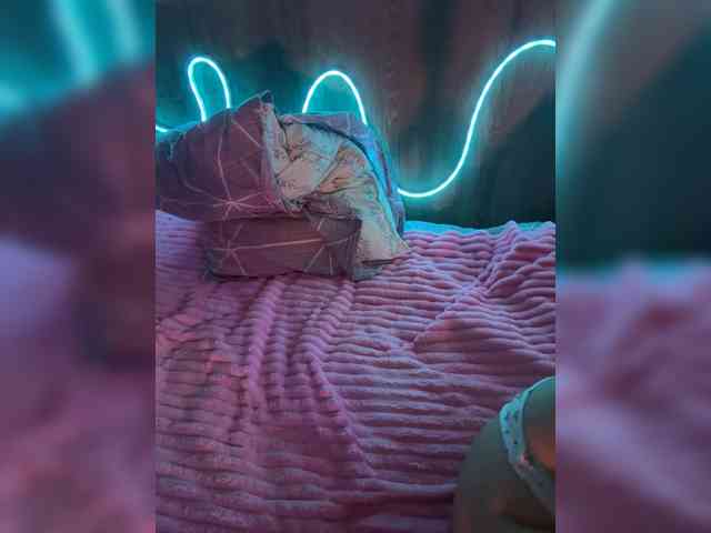 Tvoy_Medvezhenok webcam