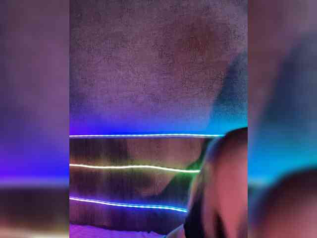 Tvoy_Medvezhenok webcam