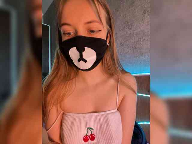 Tvoy_Medvezhenok webcam