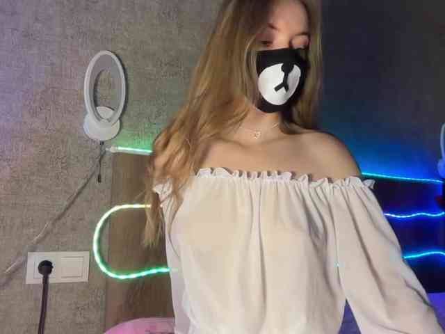 Tvoy_Medvezhenok webcam