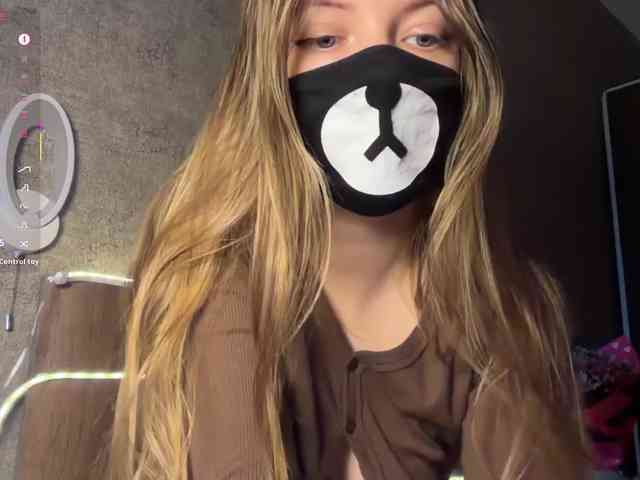 Tvoy_Medvezhenok webcam