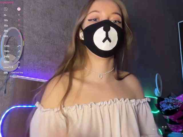 Tvoy_Medvezhenok webcam