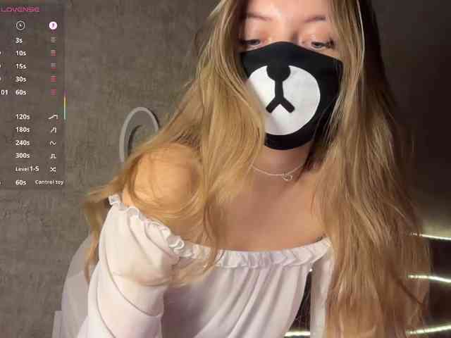 Tvoy_Medvezhenok webcam