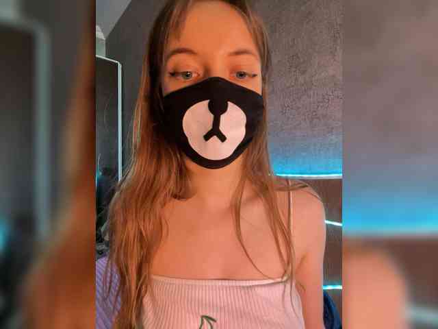 Tvoy_Medvezhenok webcam