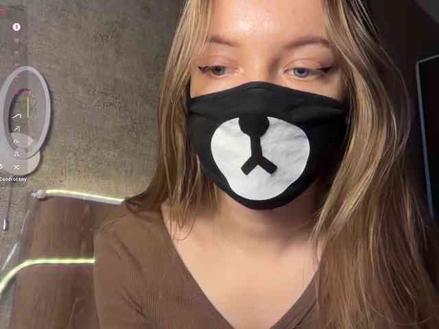 Tvoy_Medvezhenok webcam