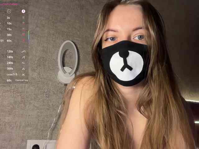 Tvoy_Medvezhenok webcam