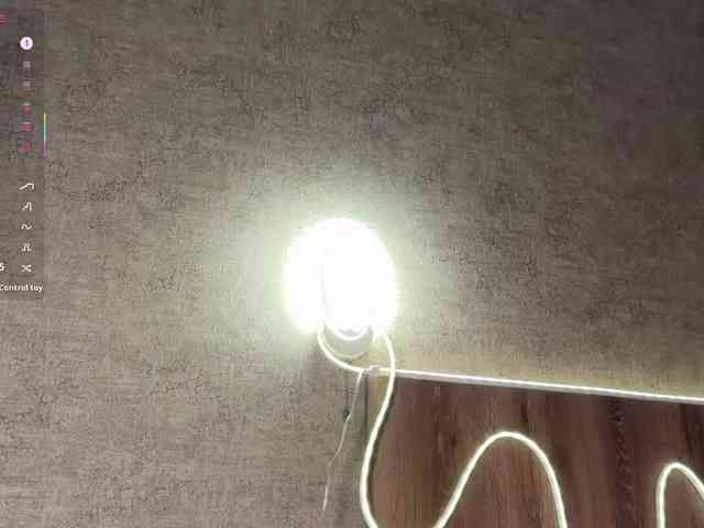 Tvoy_Medvezhenok webcam