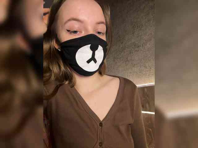 Tvoy_Medvezhenok webcam