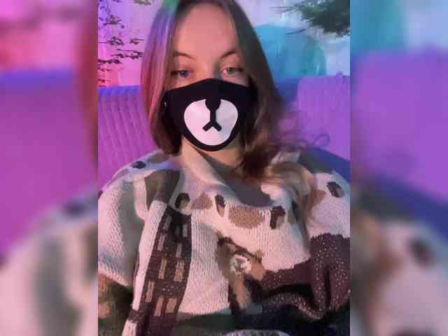 -Summer-'s webcam live show