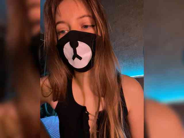 Tvoy_Medvezhenok webcam