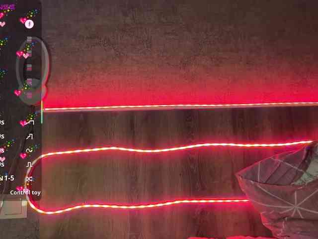 Tvoy_Medvezhenok webcam