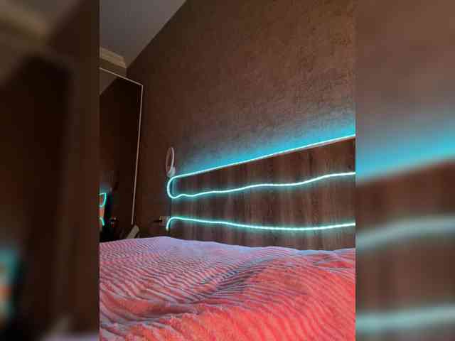 Tvoy_Medvezhenok webcam