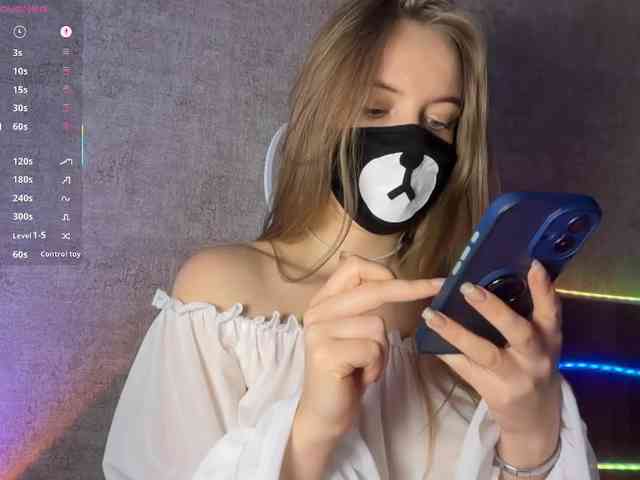 Tvoy_Medvezhenok webcam