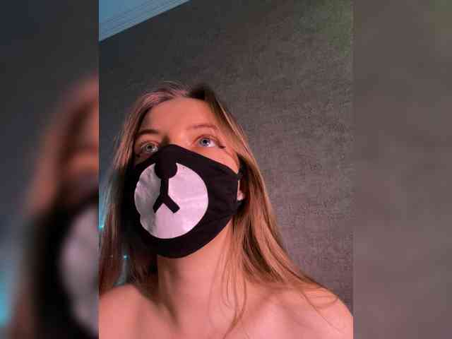 Tvoy_Medvezhenok webcam