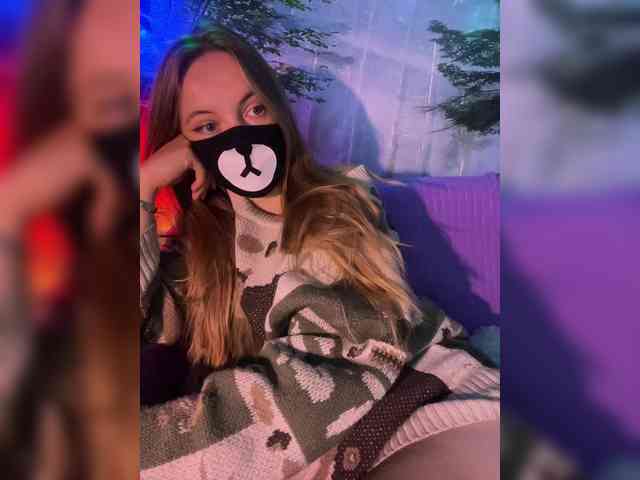 -Summer-'s webcam live show