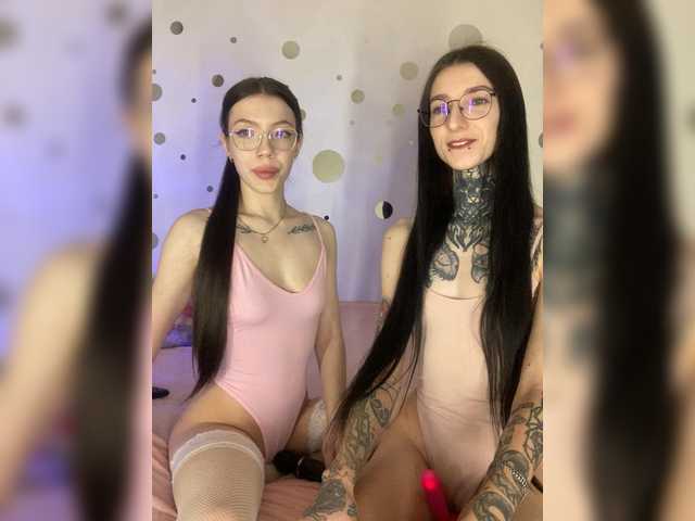 hidear000's BongaCams show and profile