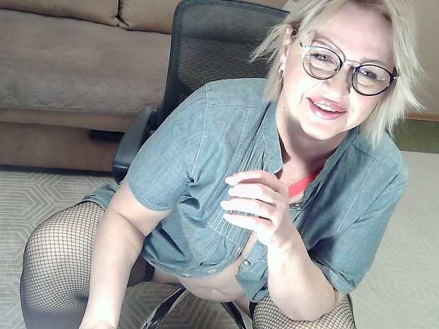 go to chat with frau-martha