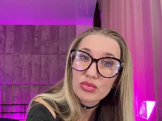 FreyaGreen Porn Show