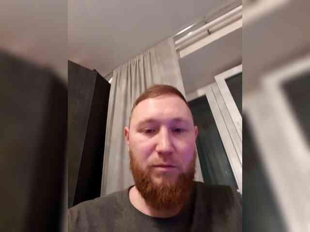Hellboy2811 Live Webcam on BongaCams