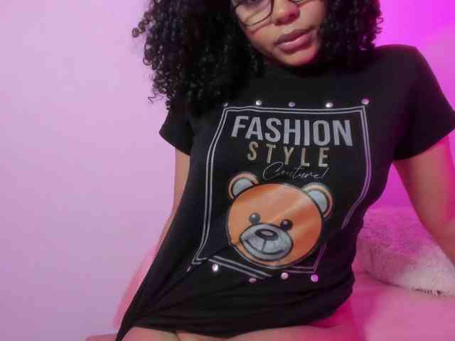Electric_Bae webcam
