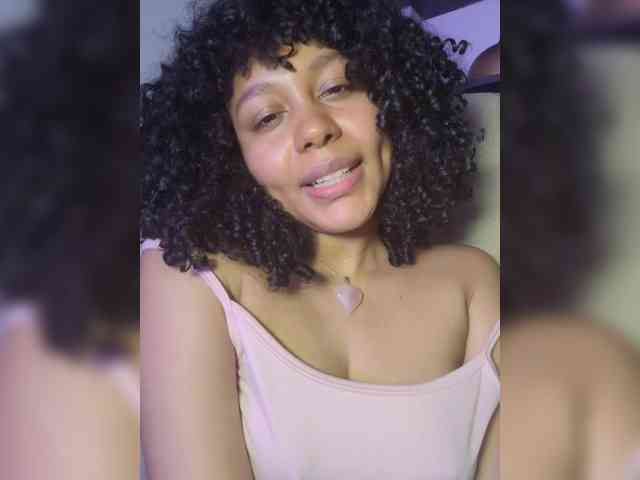 Electric_Bae webcam