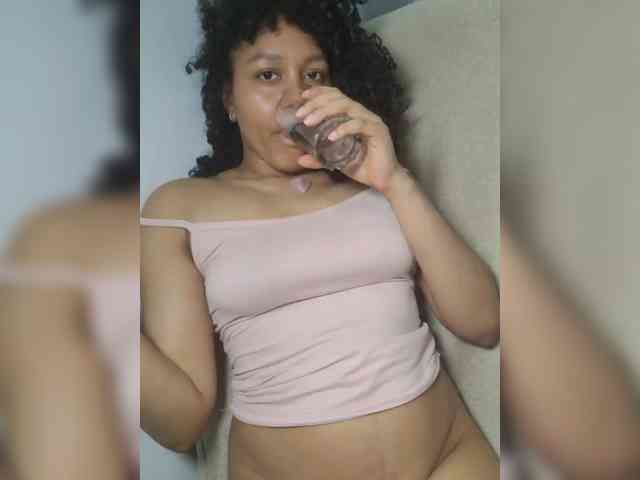 Electric_Bae webcam