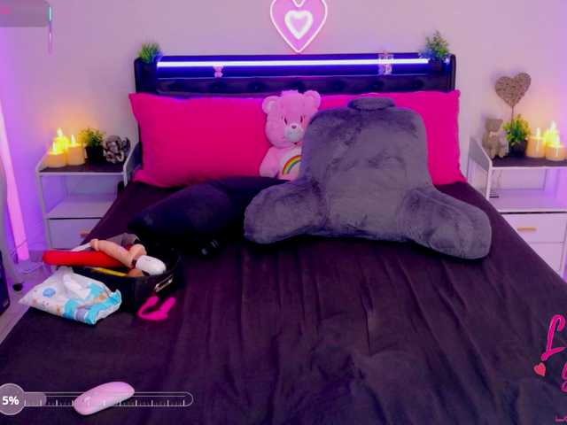 Shan1302's BongaCams show and profile