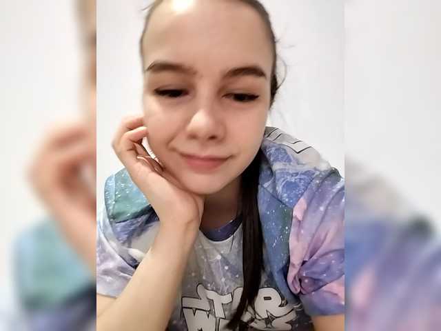 Lona-S's BongaCams show and profile