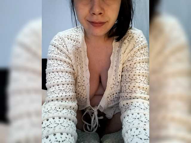 Lona-S from BongaCams is Freechat