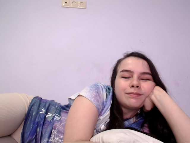 Lona-S's BongaCams show and profile