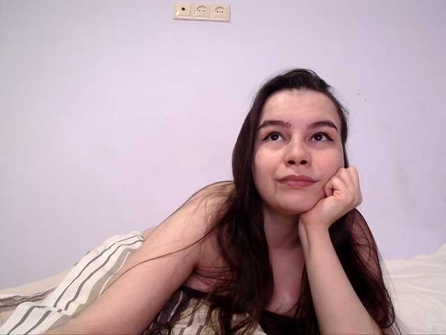 Lona-S's BongaCams show and profile