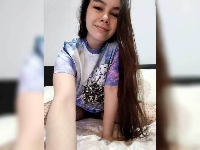 Lona-S's BongaCams show and profile