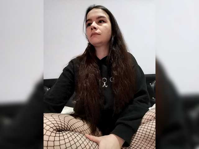 Lona-S's BongaCams show and profile