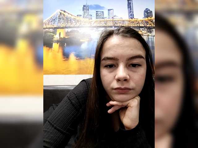 Lona-S's BongaCams show and profile